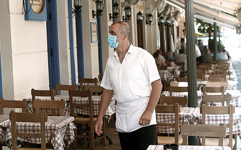 μεταξύ-ανεργίας-και-υποαπασχόλησης-180-000-561128272