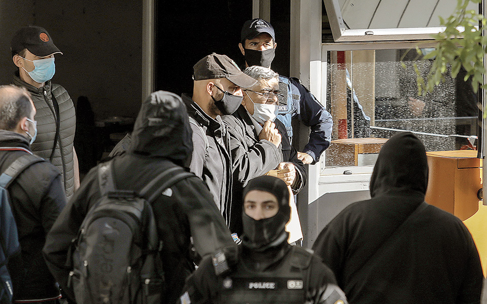 έρευνες-για-τον-εντοπισμό-του-χρήστου-561129967