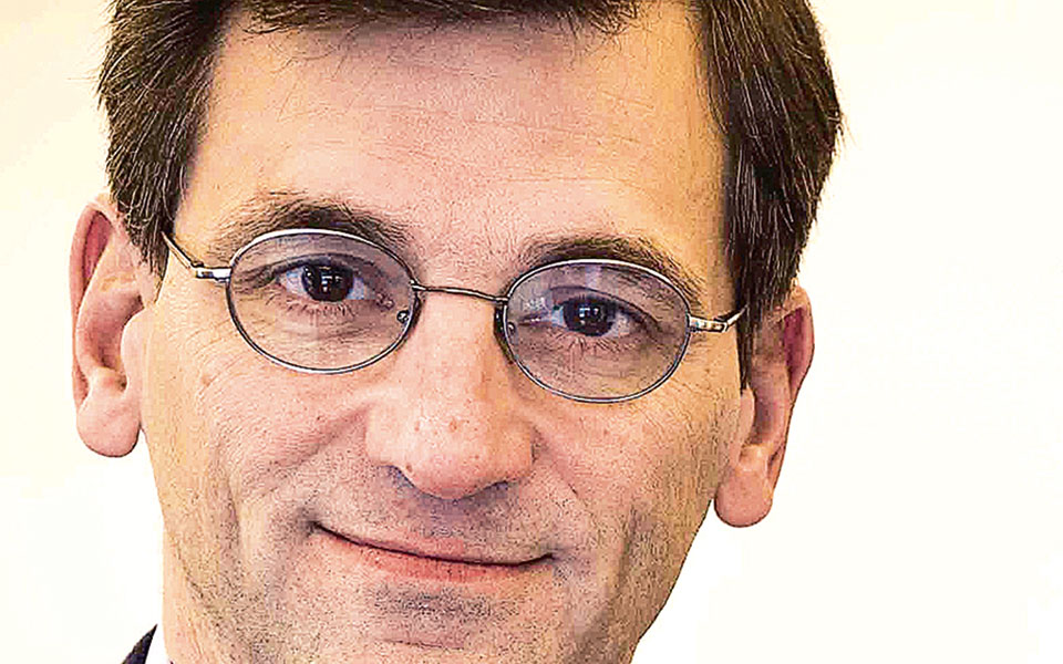 πίτερ-μπέικερ-στην-κ-ο-μπάιντεν-έχει-561130879