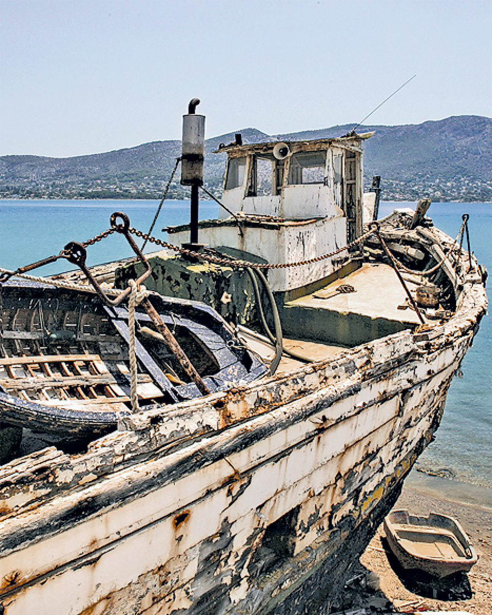 «Ελένη Π.»: το ρέκβιεμ ενός παραδοσιακού ξύλινου καϊκιού-1