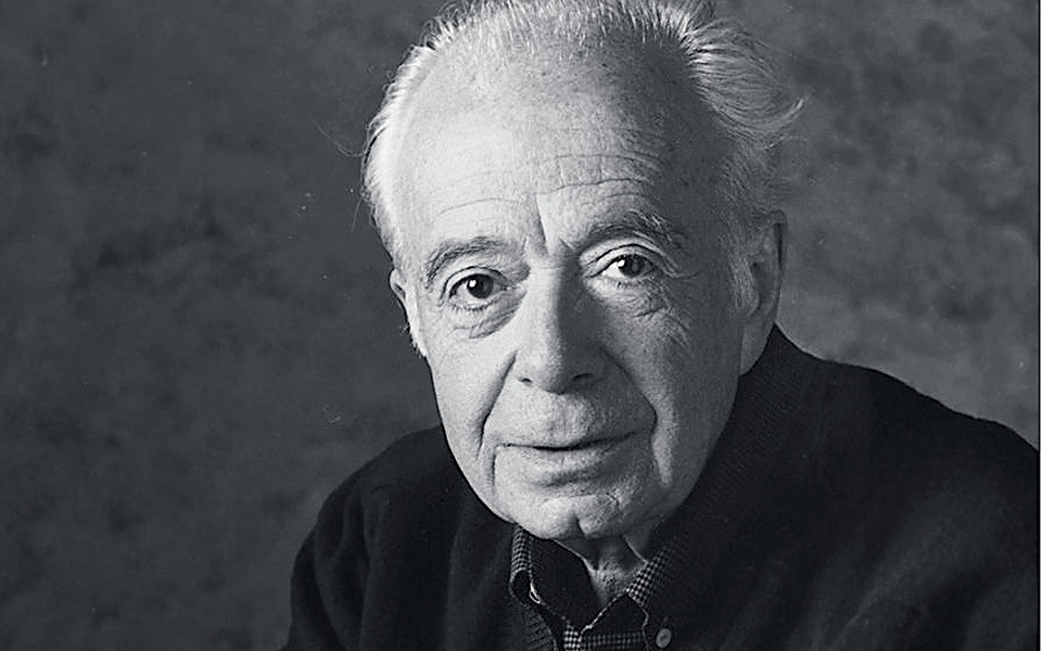 ενας-νέος-συγγραφέας-100-ετών-561133378