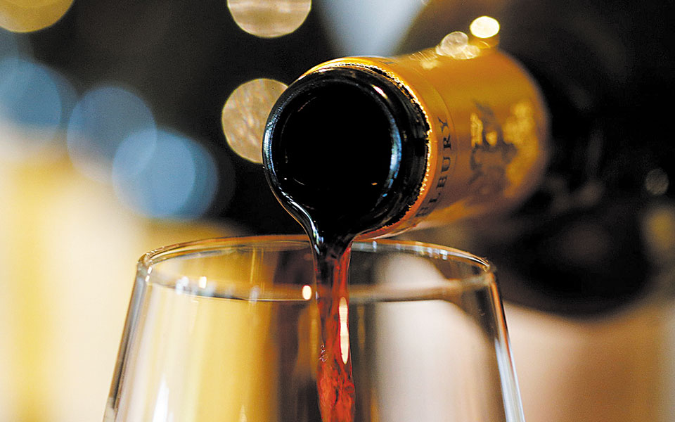 μεγάλη-μείωση-στην-παραγωγή-κρασιού-561134548