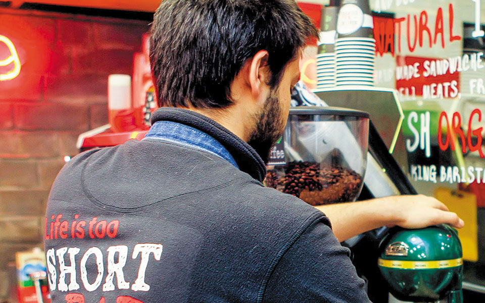 η-αναστολή-συμβάσεων-φρέναρε-την-ανερ-561134770