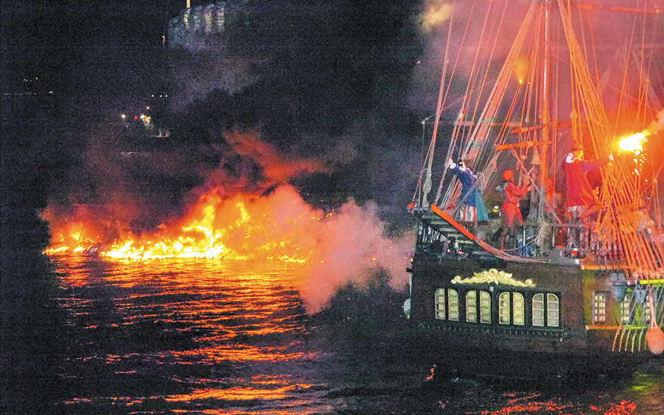 τρεις-ναυμαχίες-δύο-πολιορκίες-και-η-κ-561138958