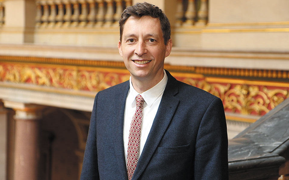 nick-bridge-στην-κ-θέλουμε-περισσότερα-και-τα-561134377