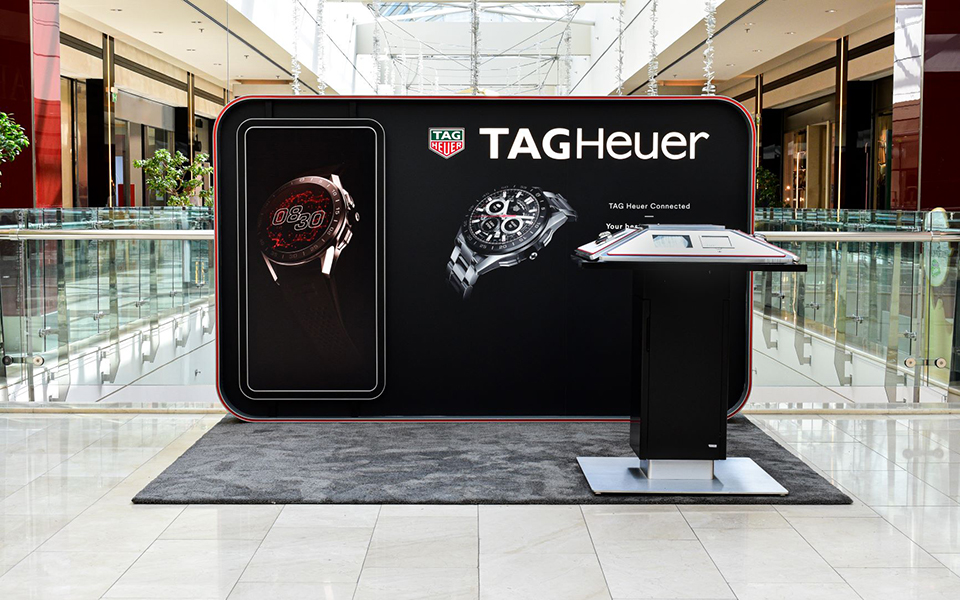 το-νέο-tag-heuer-connected-στο-golden-hall-για-λίγες-μόνο-ημέρες-561136102