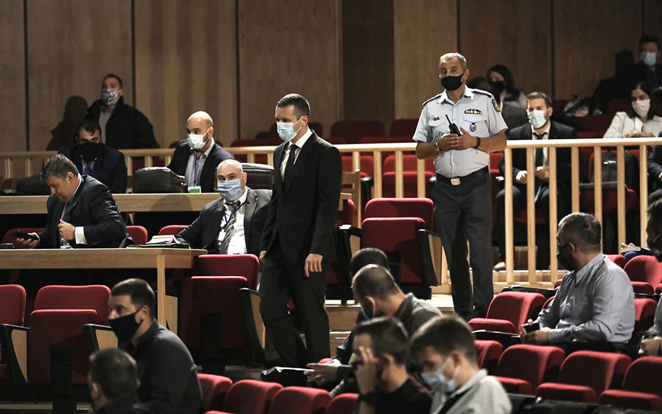 τη-δευτέρα-η-απόφαση-για-τις-αναστολές-561119830