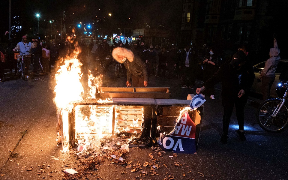 φιλαδέλφεια-απαγόρευση-κυκλοφορίας-561135112