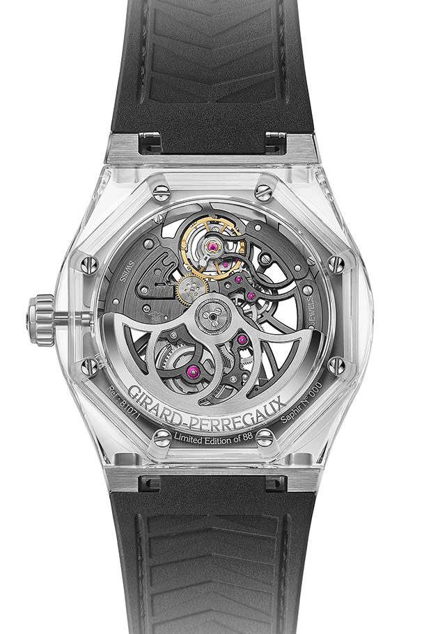 Όλα στο φως στο GIRARD-PERREGAUX Laureato Absolute Light-3