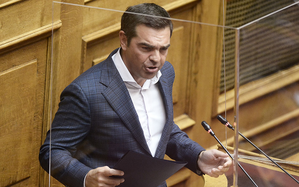 τσίπρας-λευκή-πετσέτα-στη-σύνοδο-κορυ-561102625