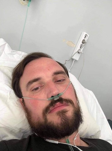 Το δεύτερο κύμα παρασύρει και τους νέους-1