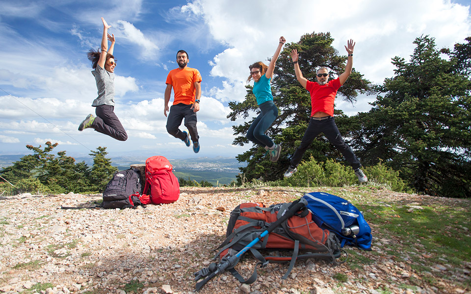 στις-εξοχές-της-πάρνηθας-και-του-χορτι-561133699