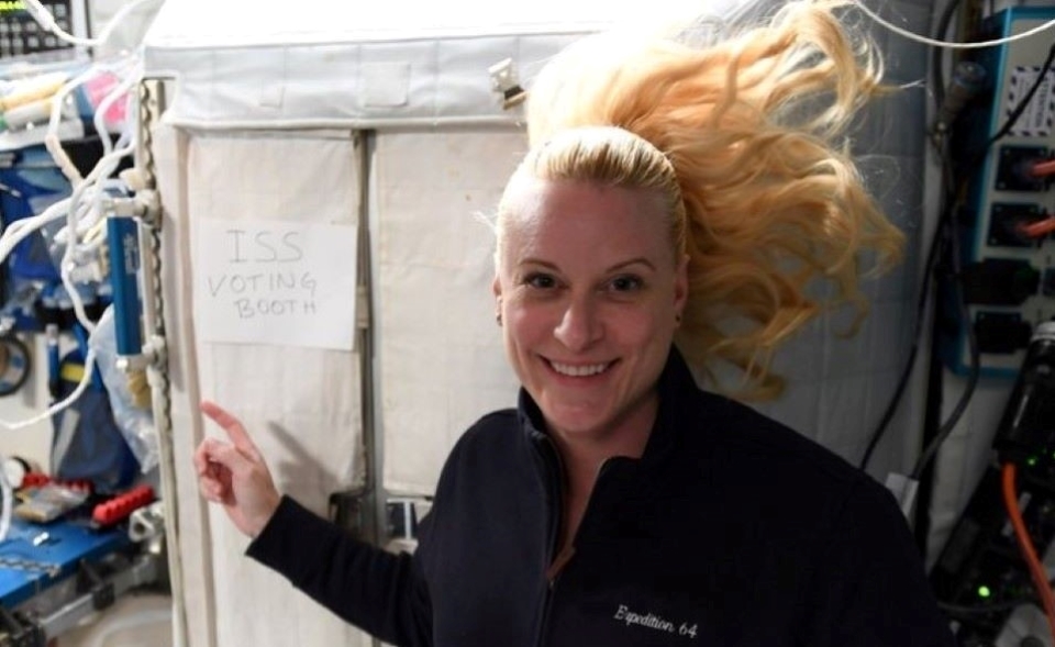 ηπα-ψήφοι-και-από-το-διάστημα-για-τις-π-561128656