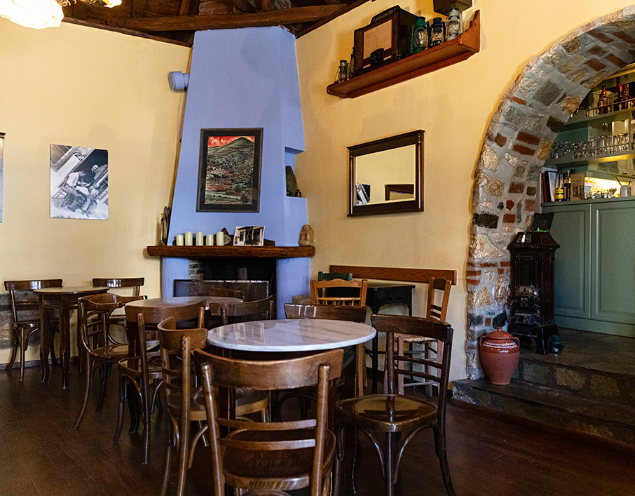 Στις εξοχές της Πάρνηθας και του Χορτιάτη-11