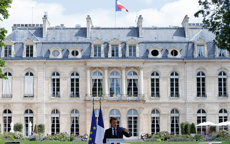 ανάκληση-του-γάλλου-πρέσβη-στην-άγκυρ-561130996