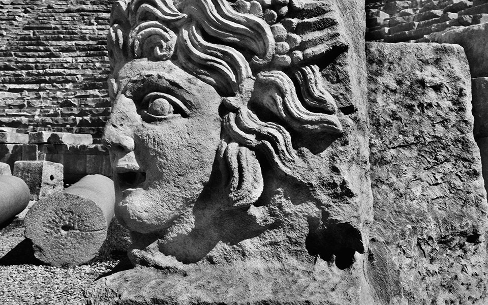 μια-οπτική-αλληγορία-του-κόσμου-561111076