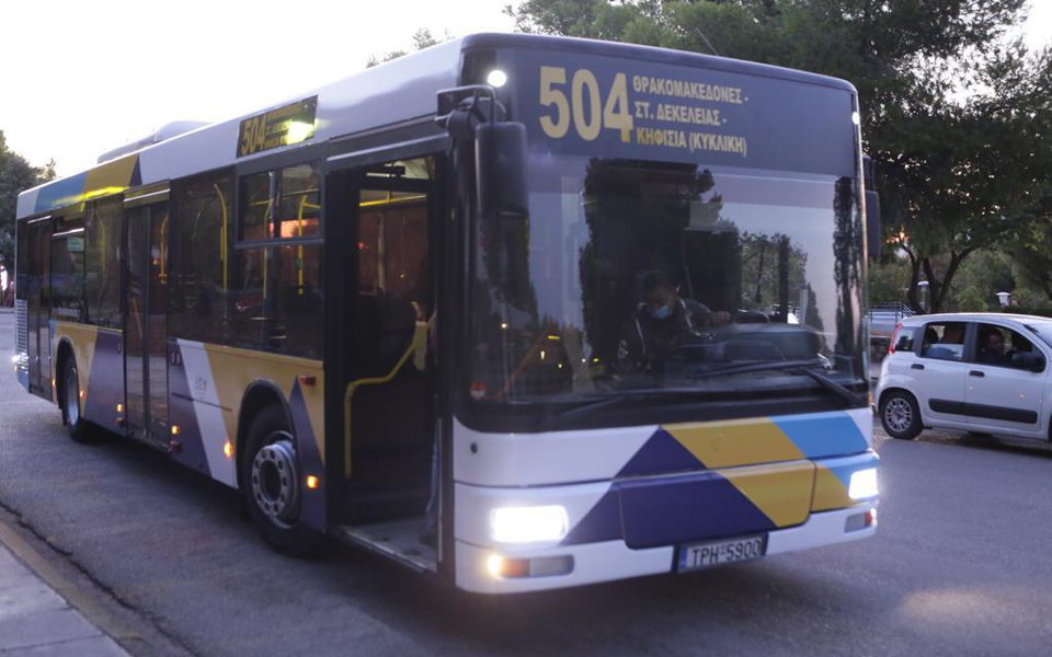 Στους δρόμους της Αθήνας τα πρώτα επιπλέον λεωφορεία-1