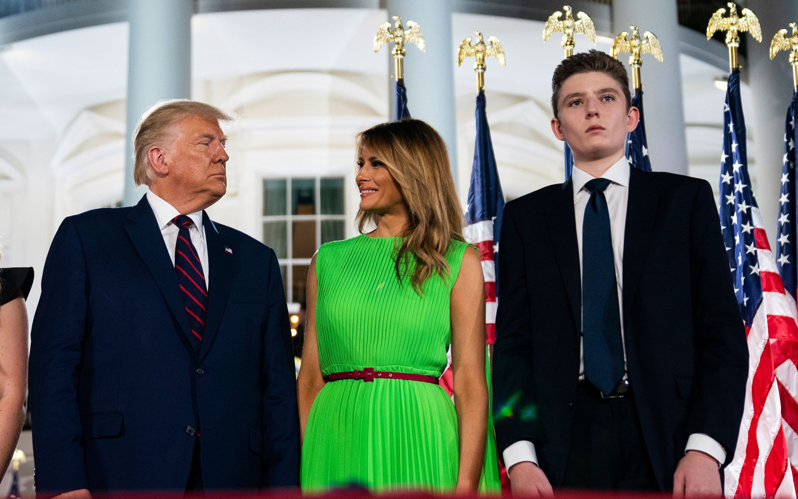 θετικός-στον-κορωνοϊό-ο-14χρονος-γιος-το-561117130