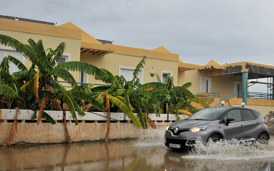 καταιγίδες-και-σήμερα-στα-νότια-561126832