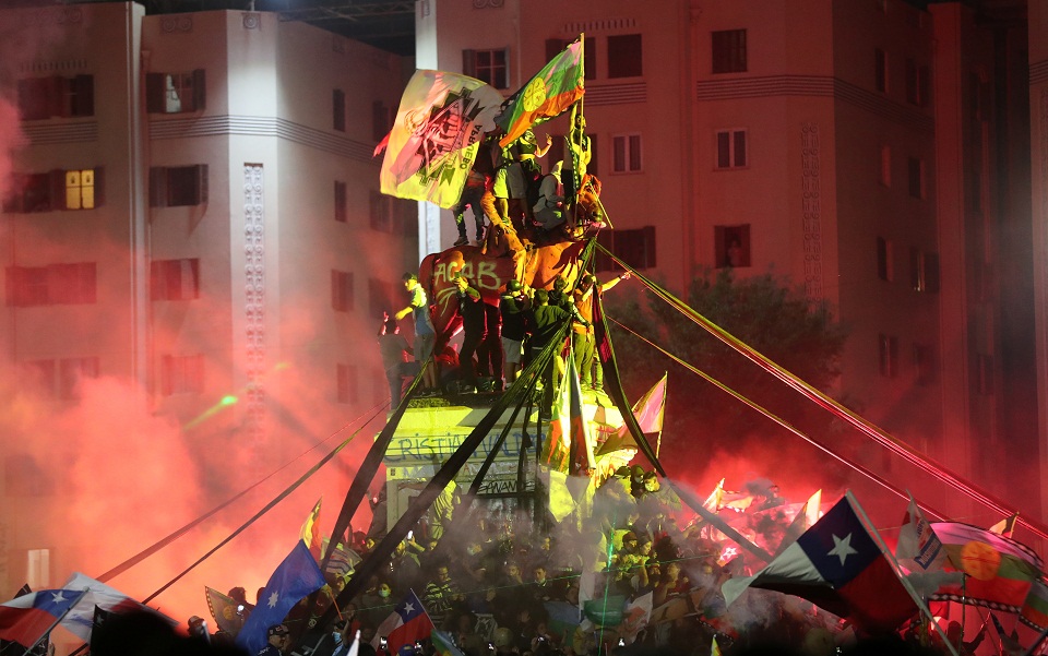 χιλή-ψήφος-υπέρ-νέου-συντάγματος-συντ-561131782