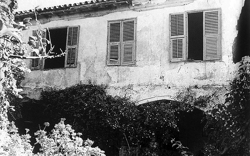 Στα Βαρώσια των ποιητών, των δακρύων…-5