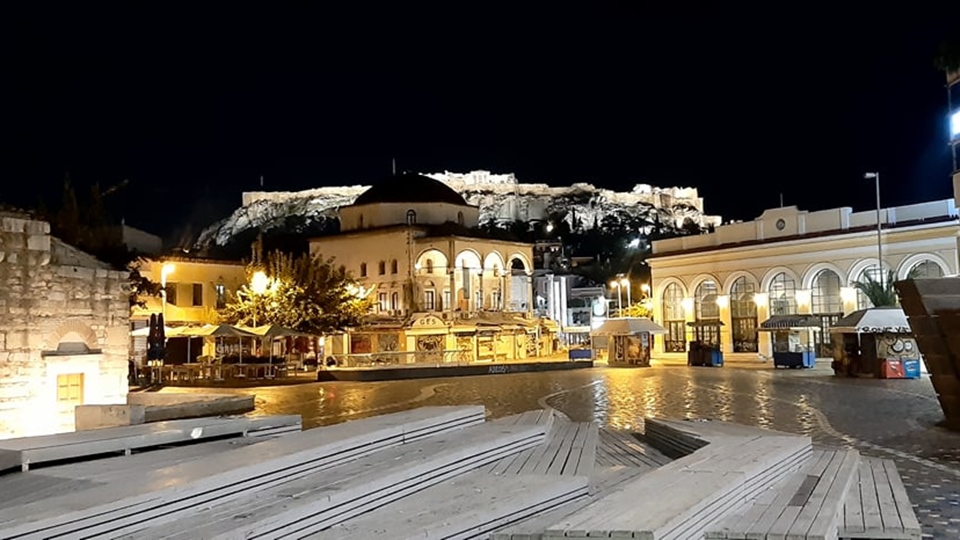 Απαγόρευση κυκλοφορίας: Οδοιπορικό της «Κ» στην άδεια Αθήνα (εικόνες)-7