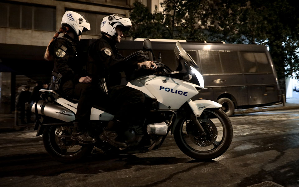 συνελήφθησαν-ανήλικοι-για-ληστείες-κ-561100000