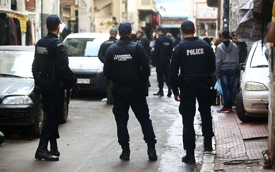 πάτρα-ένοπλη-ληστεία-σε-υποκατάστημα-561131803