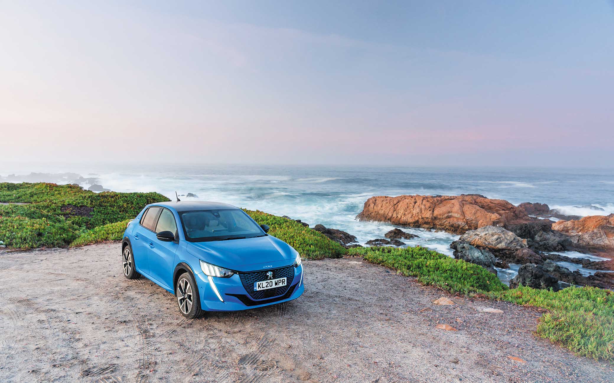 νέα-διάκριση-για-το-peugeot-e-208-561121573