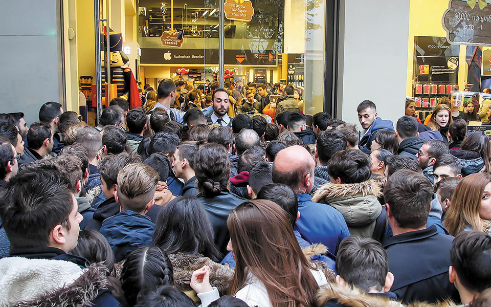 τριπλασιασμό-ηλεκτρονικών-αγορών-φέ-561138493
