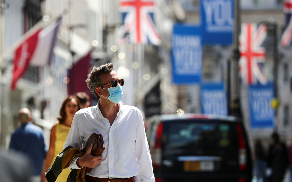 βρετανία-η-κυβέρνηση-επιδιώκει-να-απο-561099751