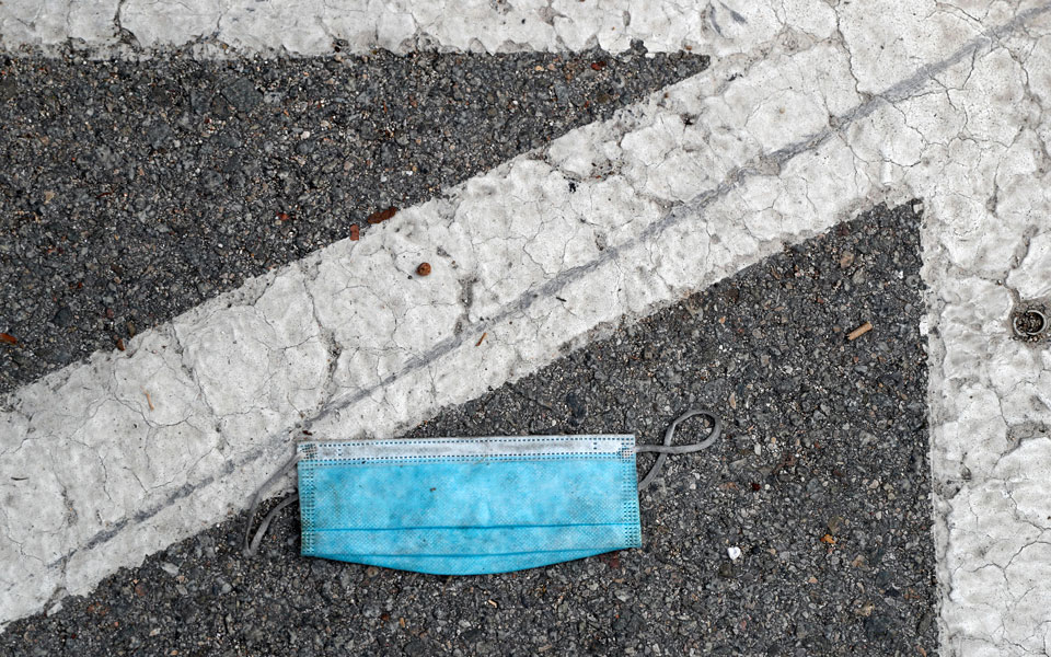 ρεκόρ-νέων-κρουσμάτων-σε-όλο-τον-κόσμο-561119965