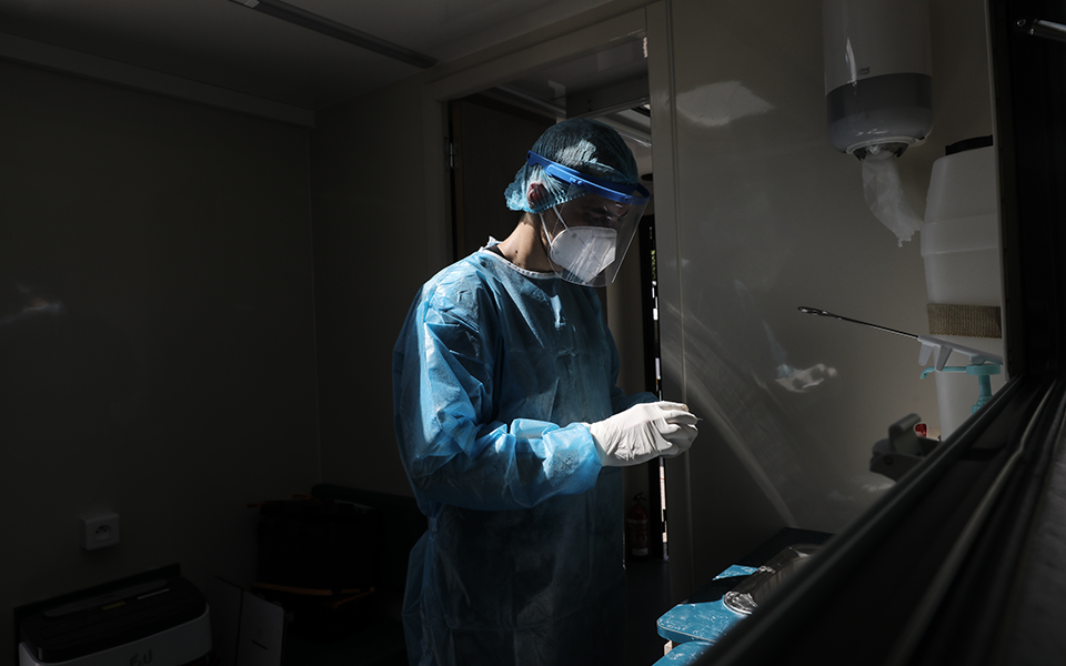 έντεκα-κρούσματα-από-τα-μαζικά-τεστ-στ-561103681