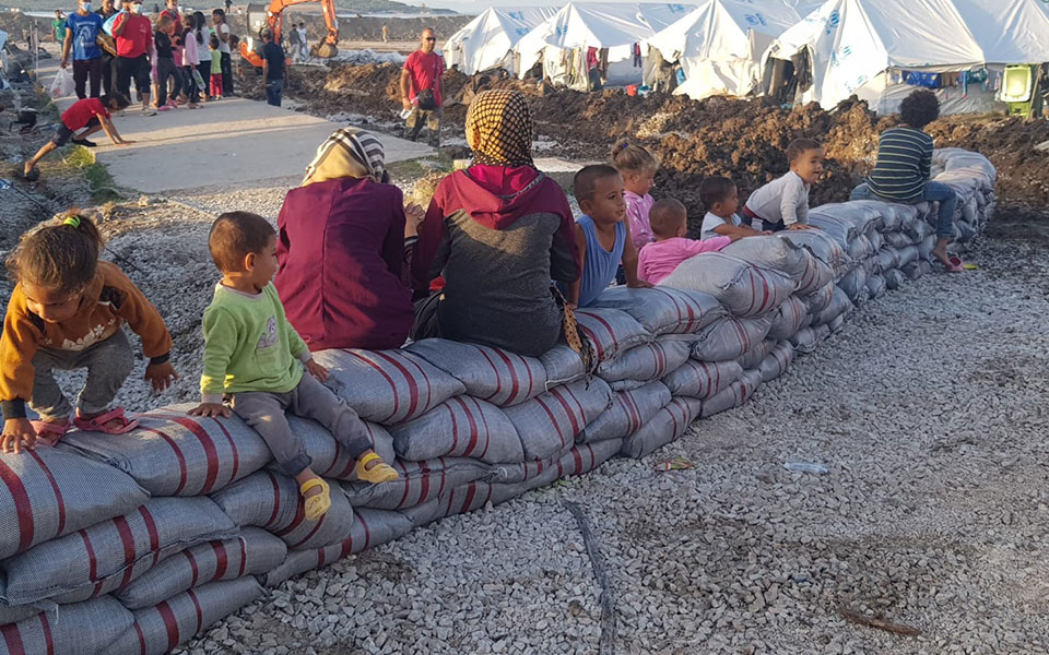 πυρετώδεις-εργασίες-στο-καρά-τεπέ-561120949