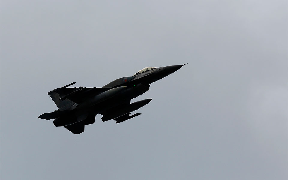 μήνυμα-πιλότου-f-16-της-π-α-για-την-εθνική-ε-561134440