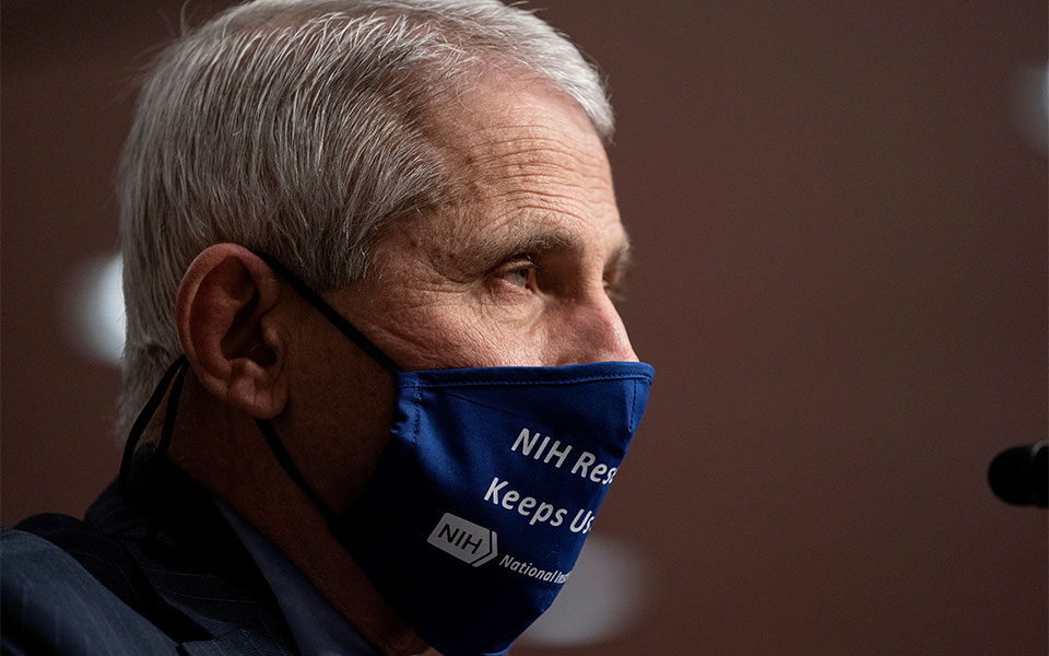 φάουτσι-για-εμβόλιο-μέχρι-αρχές-δεκεμ-561131527