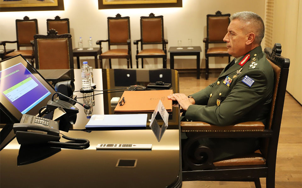 κ-φλώρος-όχι-σε-κάθε-εκβιαστική-απει-561134251