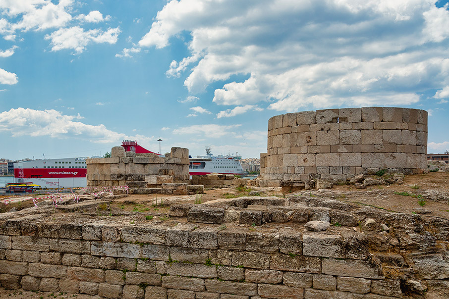 Αόρατα αρχαία στον Πειραιά-1