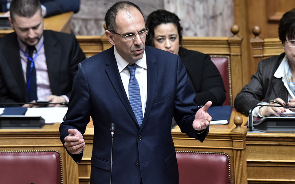 γεραπετρίτης-η-πρόταση-μομφής-στρέφε-561128800