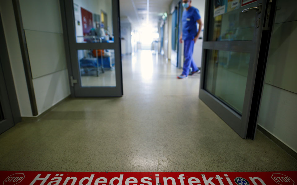 έντονη-ανησυχία-για-την-αύξηση-κρουσμ-561108838