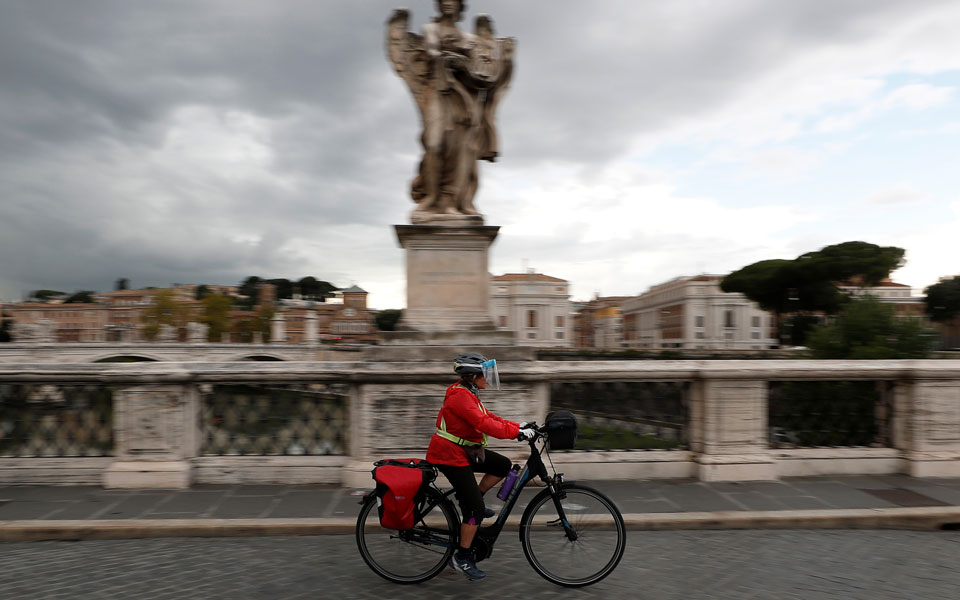 ιταλία-αποκλείει-γενικό-lockdown-ο-κόντε-561114727