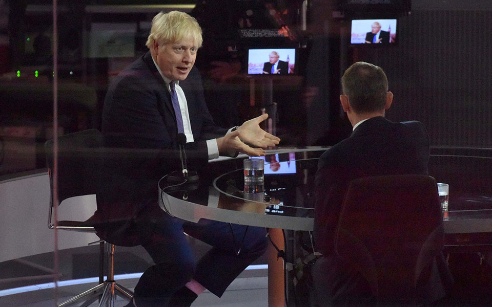 τζόνσον-οι-αναταράξεις-θα-συνεχιστού-561104005