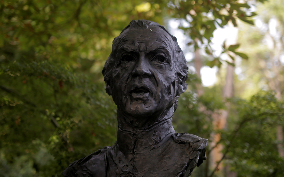 πάνω-από-το-40-των-ισπανών-επιθυμεί-την-κ-561113266