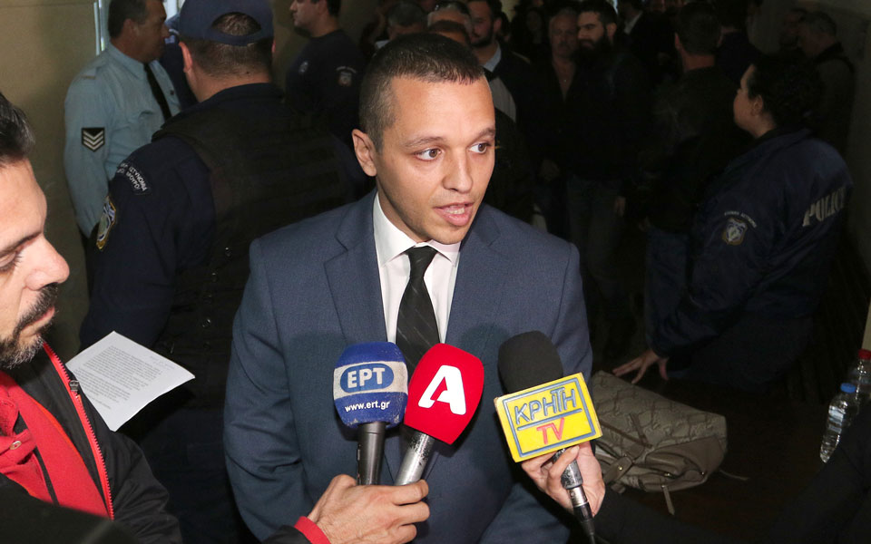 Δήμος Αθηναίων: Σφραγίστηκαν τα γραφεία του Ηλία Κασιδιάρη-1