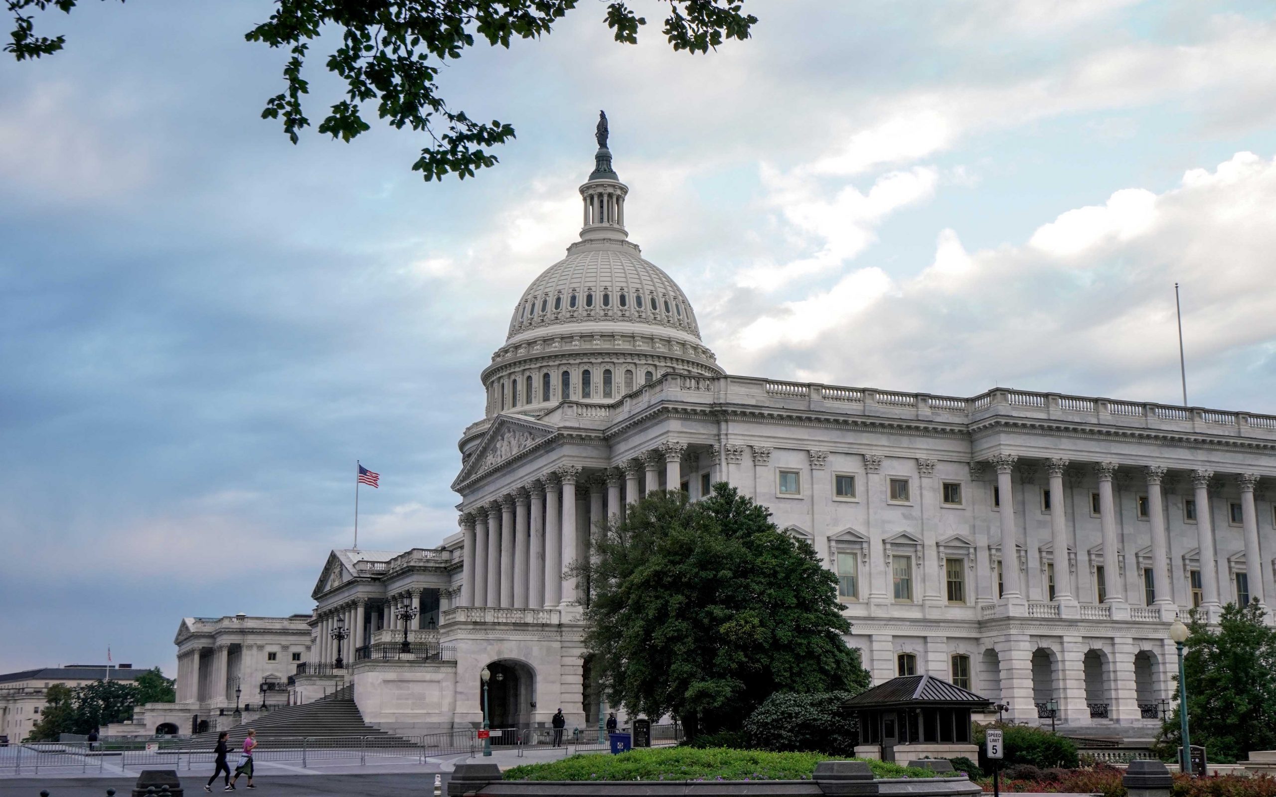 η-παρασκηνιακή-δράση-του-τουρκικού-λό-561121114