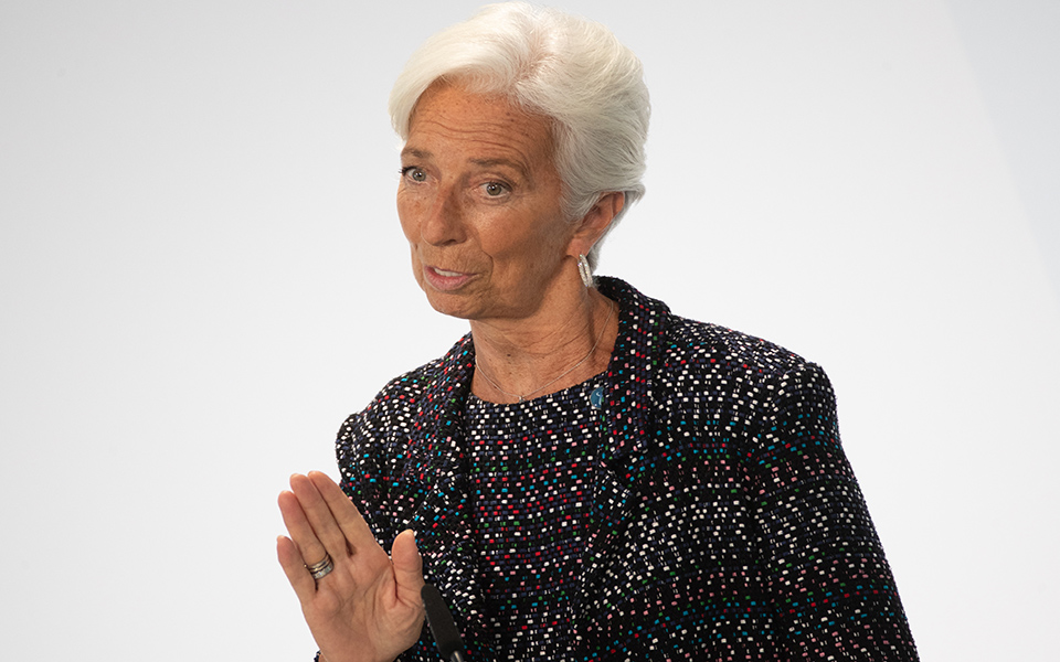 εκτ-σήμα-για-πρόσθετη-στήριξη-τον-δεκέ-561135664