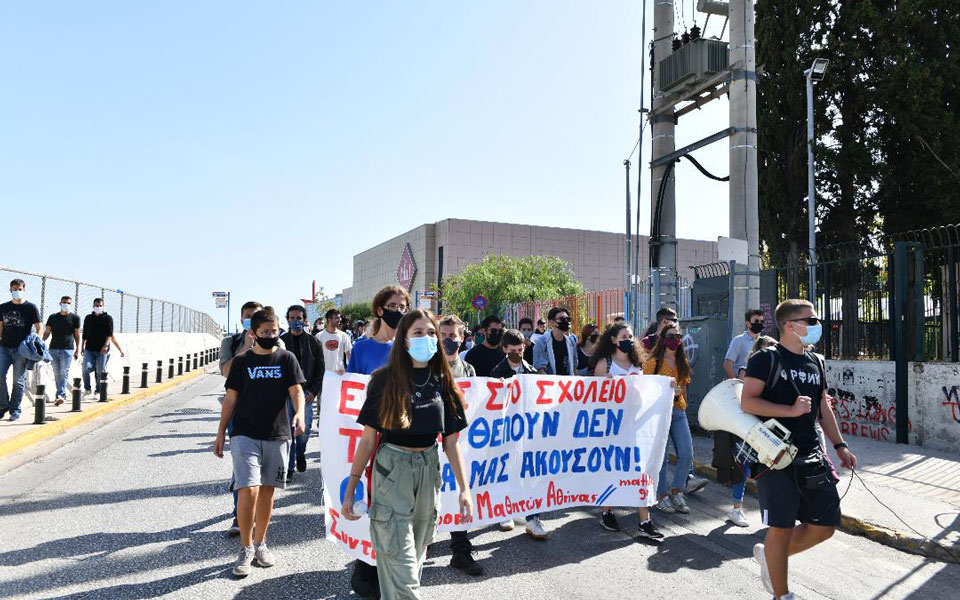 Μόλις 39 τα κατειλημμένα σχολεία στη χώρα – Συνάντηση Κεραμέως με μαθητές της Αττικής-2
