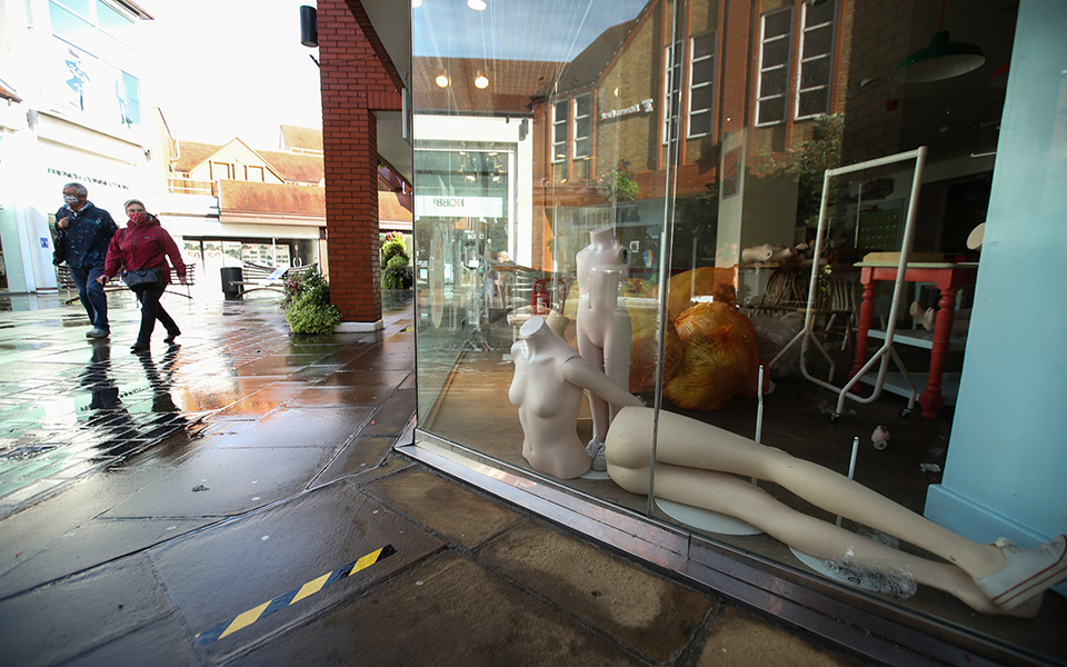 δντ-ποιοι-σηκώνουν-το-μεγάλο-βάρος-των-561110095