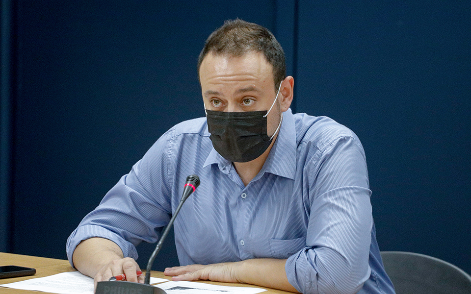 μαγιορκίνης-με-ήπιες-αυξομειώσεις-η-ε-561111301