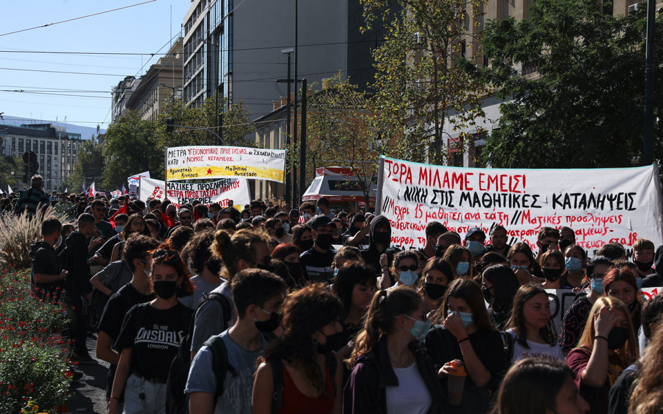 σε-εξέλιξη-μαθητικό-συλλαλητήριο-στο-561117679